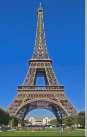 La Tour Eiffel - ciel bleu - Paris intramuros