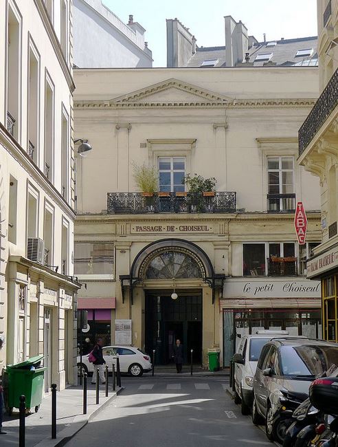 Passage Choiseul près de l'Opéra Garnier